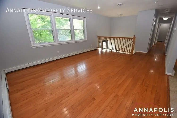 127 Riverview Ave — Photo 6