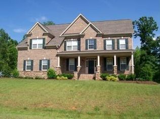 7889 Newhaven Dr, Oak Ridge, NC 27310