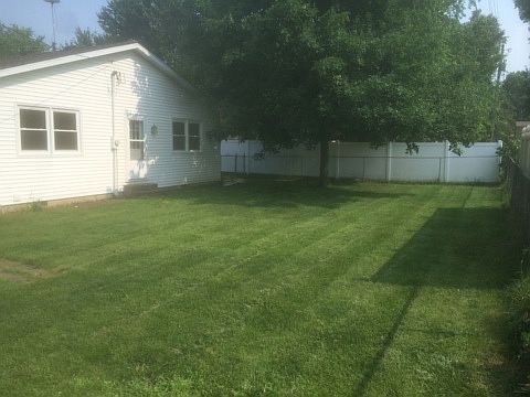 4th image of 708 Van Buren St