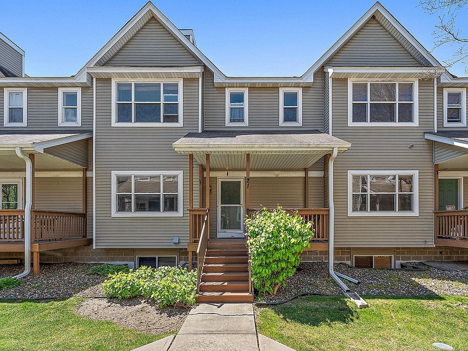 1st image of 21 River Bend Pl