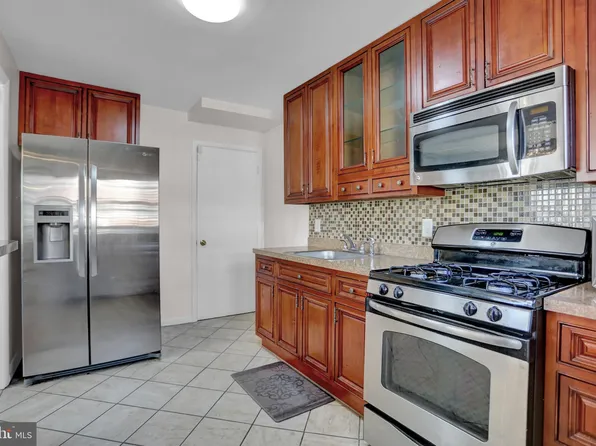 1242 Glenwood Ave, Baltimore, MD 21239
