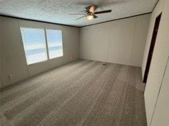 5th image of 737 Poplar St