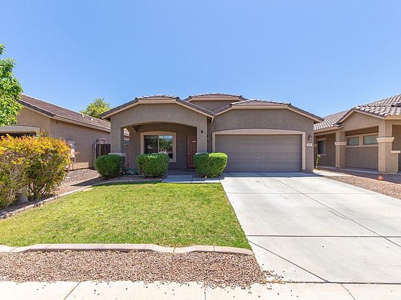 4th image of 1419 W Brangus Way