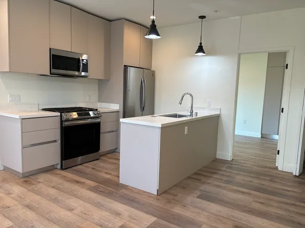 117 N State St, Los Angeles, CA 90033