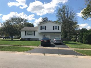 48 Morningstar Dr, Rochester, NY 14606
