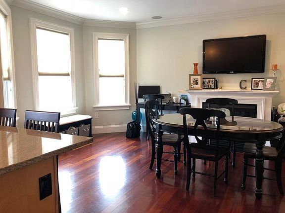 2nd image of 202 N St #2