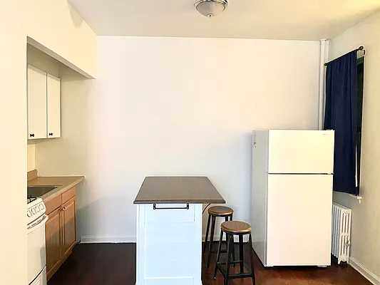 Rented by Compass | media 3