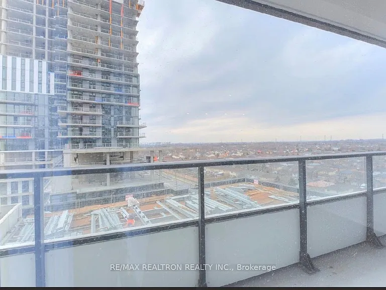 448 Burnhamthorpe Rd W #811 — Photo 10
