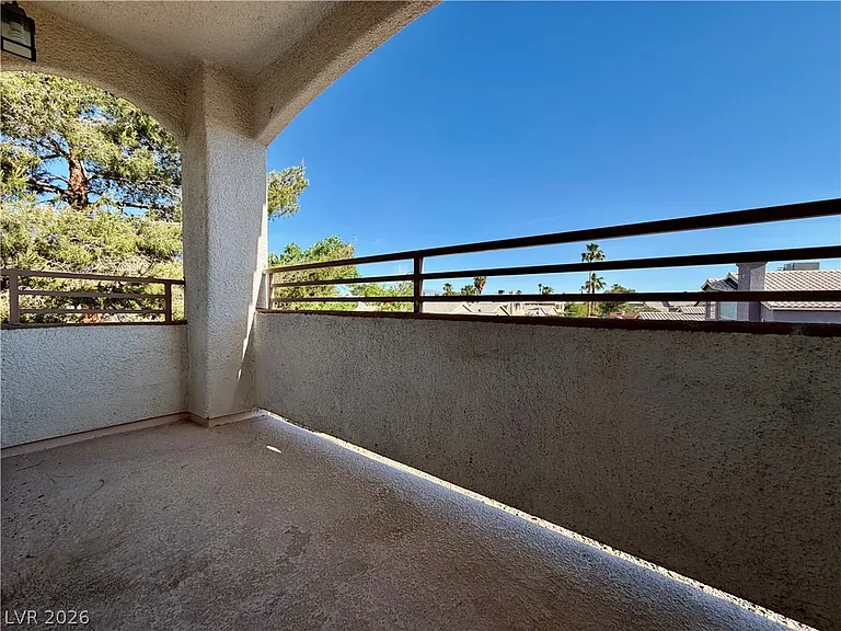 5650 E Sahara Ave #2024 — Photo 21
