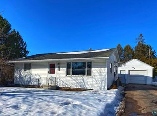 2117 Prospect Ave, Cloquet, MN 55720
