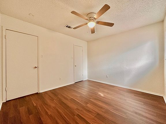 4th image of 1322 Southport Dr APT D