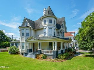102 Short Bay St, Hattiesburg, MS 39401