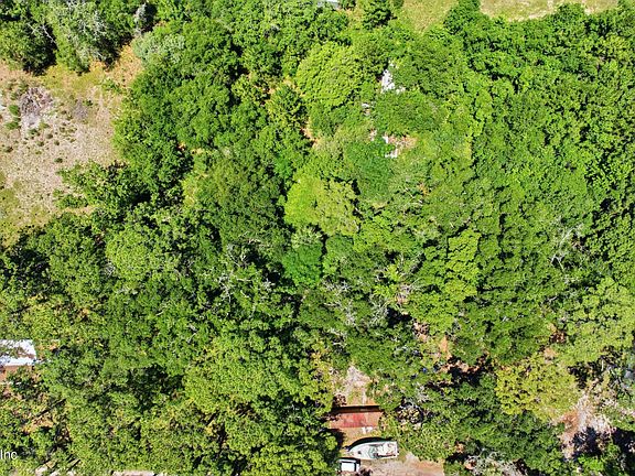 3rd image of 11265 LOCKE Lane
