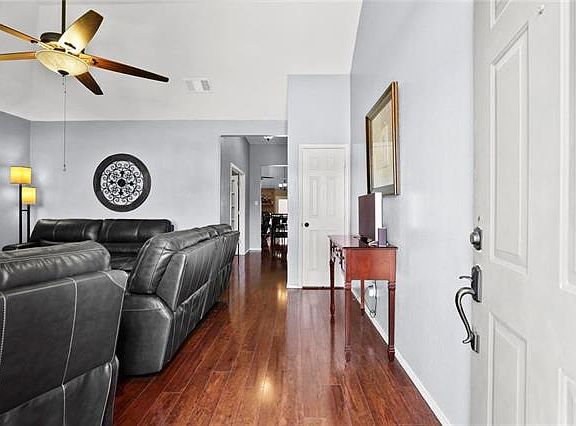 4th image of 4685 Grant Park Ave