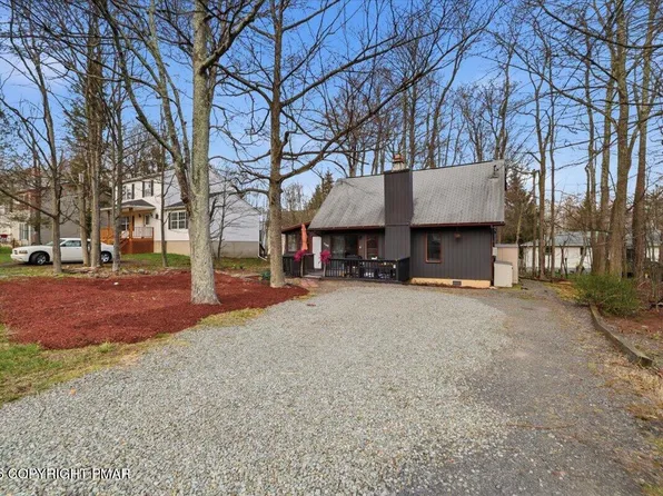 9205 Westwood Dr, Tobyhanna, PA 18466