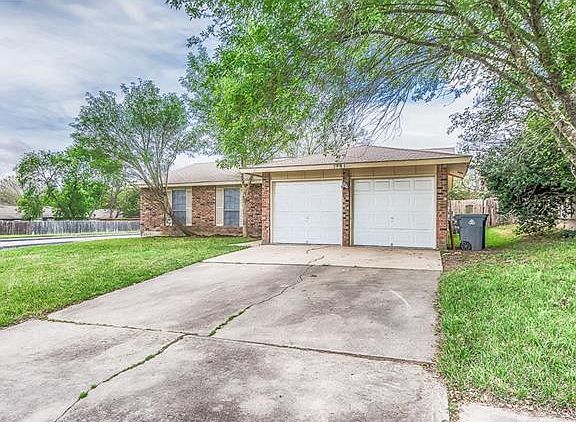 3rd image of 2701 Nordham Dr
