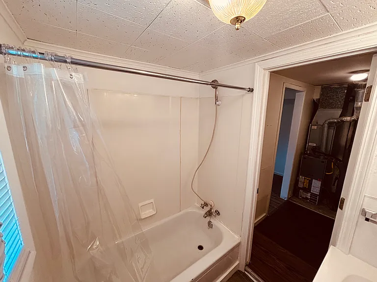526 Cherry St #5 — Photo 6