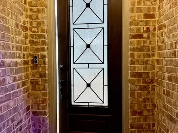 14317 Spitfire Trl, Roanoke, TX 76262