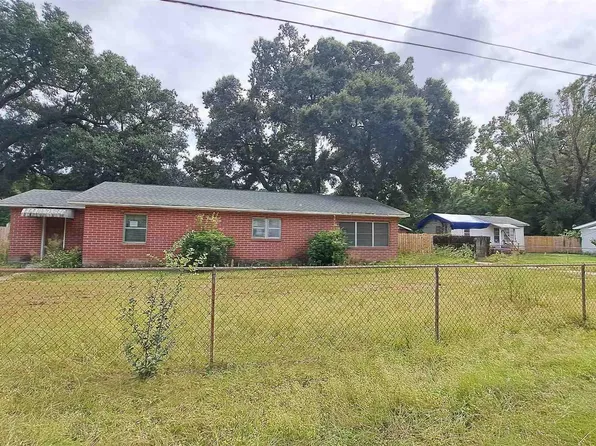 11 Hill Dr, Pensacola, FL 32505