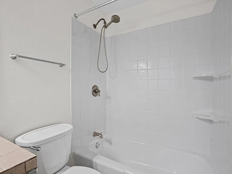 7603 Brookhollow Cv — Photo 20