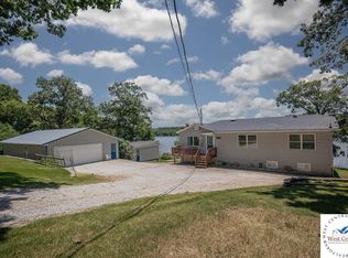 24926 Hodge Ave, Warsaw, MO 65355