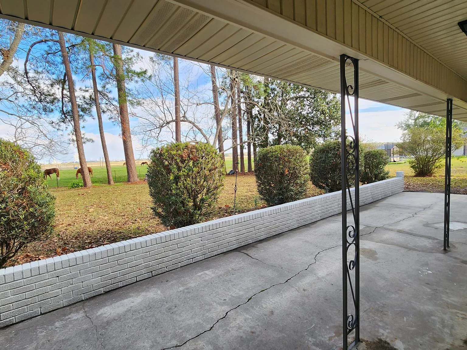 3 bed, 1675 sqft, $2,200 — Photo 2