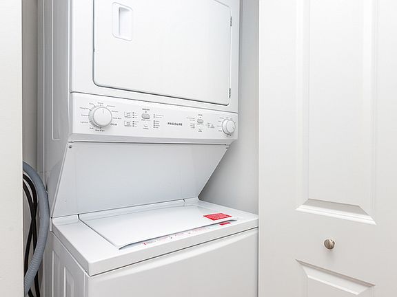 5th image of 2020 S Allport St #1F