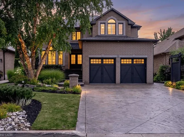55 Chianti Cres, Hamilton, ON L8E 5W3