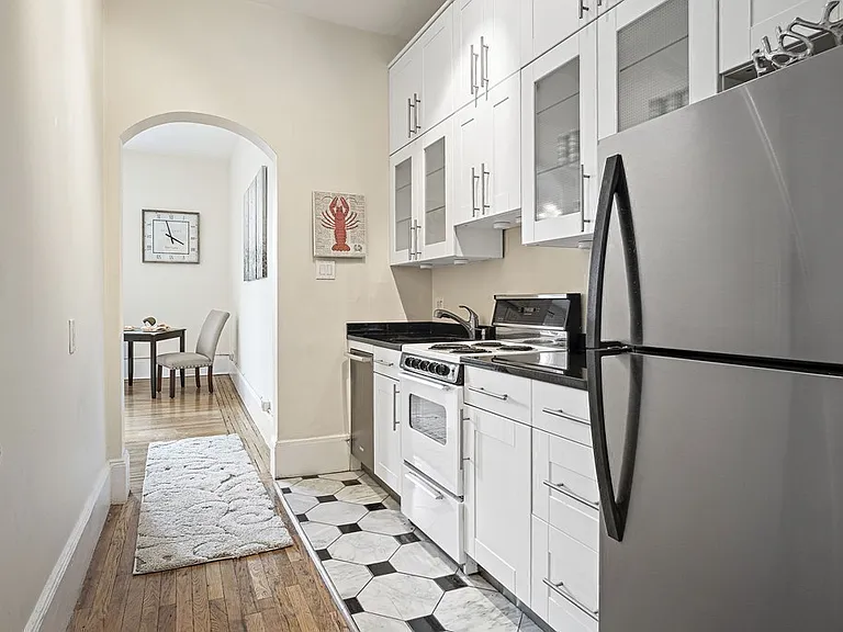 271 Dartmouth St #6D — Photo 4
