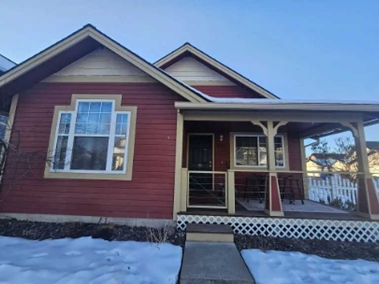4645 Adalaide Ln — Photo 1
