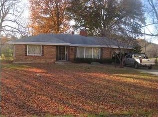 5020 NE Maybrook Rd, Lees Summit, MO 64064