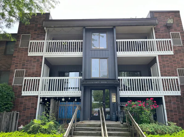 709 Fieldstone Ct APT 11, Holland, MI 49423