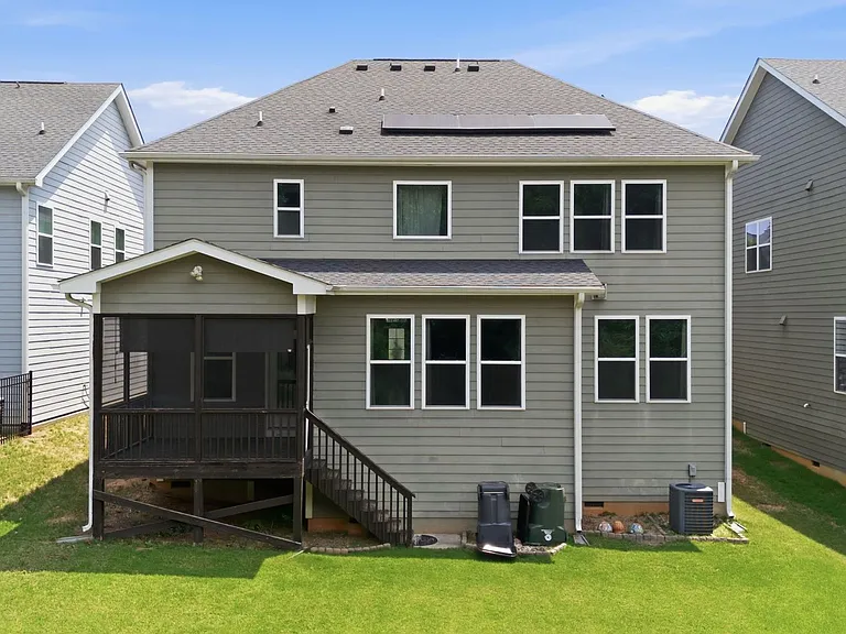 304 Atwood Dr — Photo 36