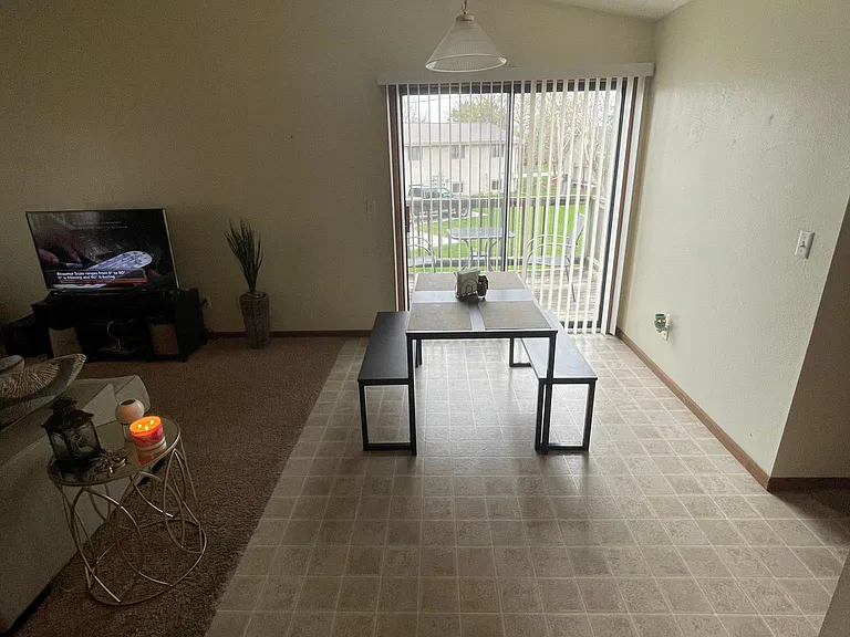 418 Roosevelt St #2 — Photo 7