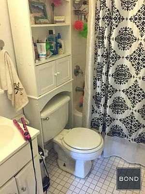 Rented by Bond New York | media 43