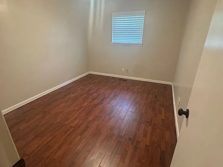 1217 SE Greystone Ave — Photo 10