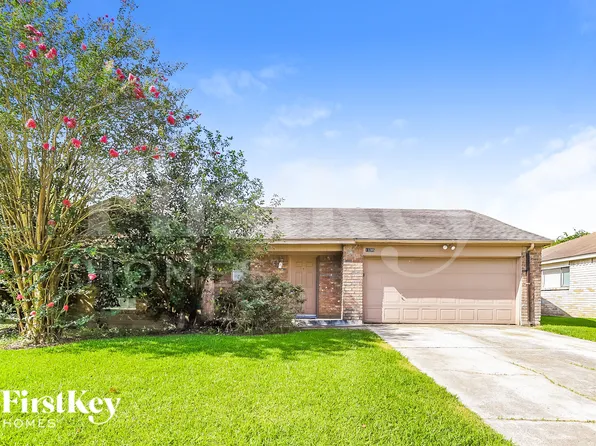 13285 Lake Breeze Ln, Willis, TX 77318