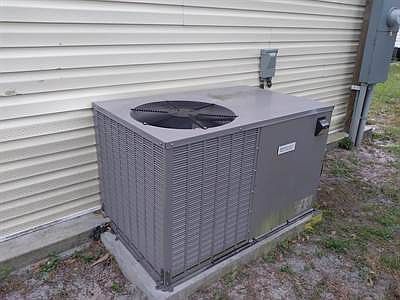 3rd image of 9019 Elliot Dr