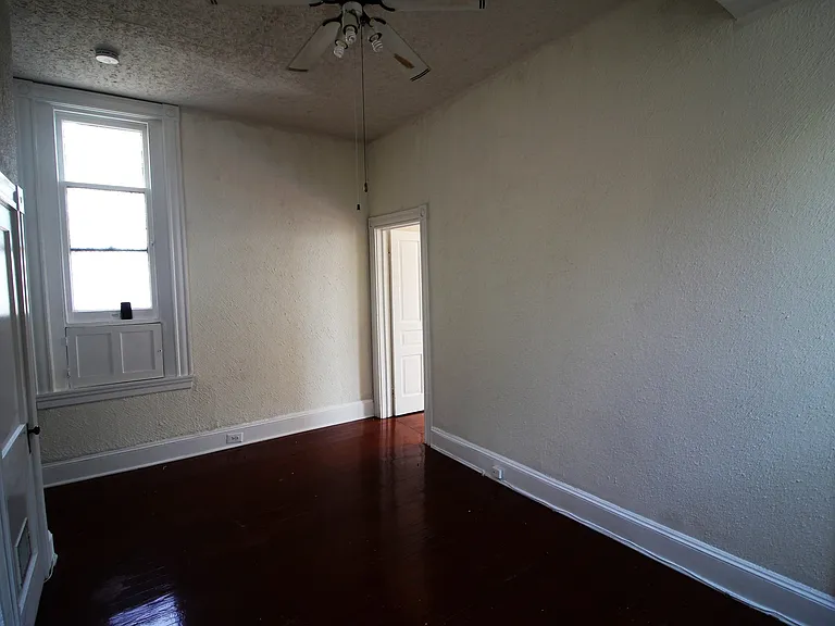 525 N. Charles St — Photo 10