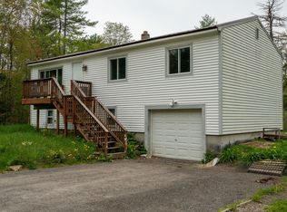 37 Als Dr, Weare, NH 03281