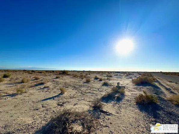 2212 Palm Manor Ave, Thermal, CA 92274