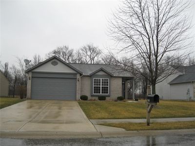 1885 Copeland Farms Dr, Greenfield, IN, 46140