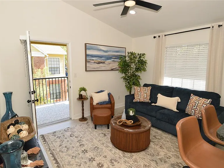 8714 Mallard Reserve Dr #201 — Photo 18