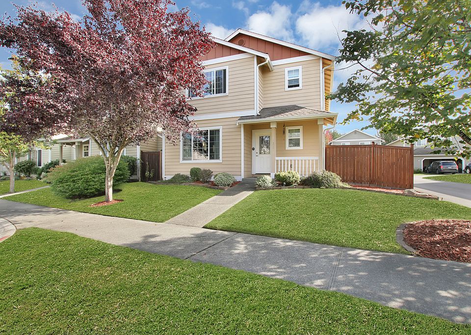 1st image of 18225 96th Ave E