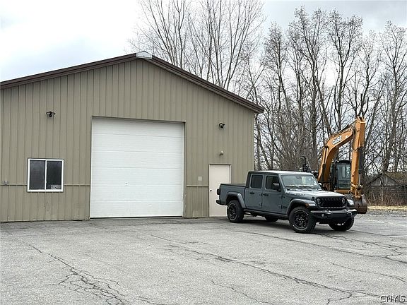 3rd image of 4944 Verplank Rd Lot 9