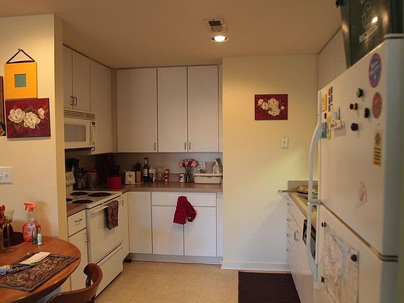 Fully equipped kitchens