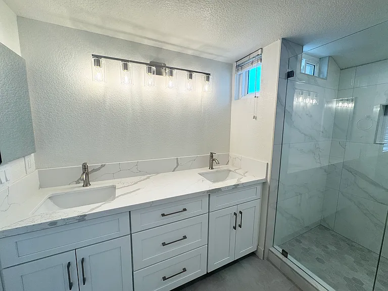 3413 Caseras Dr — Photo 36