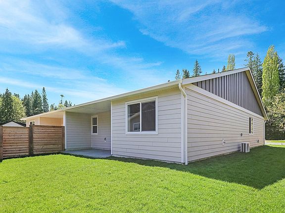 2nd image of 1505 Croation Rd #20