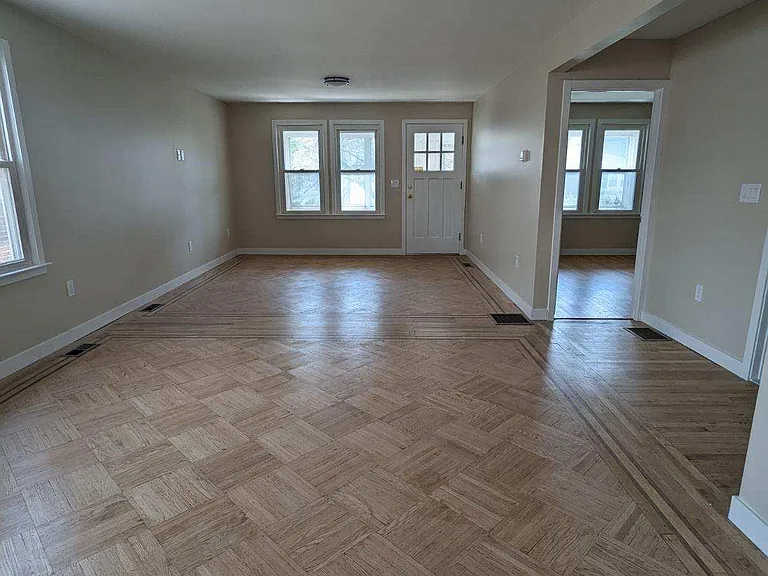 2053 Tyler St #1 — Photo 6