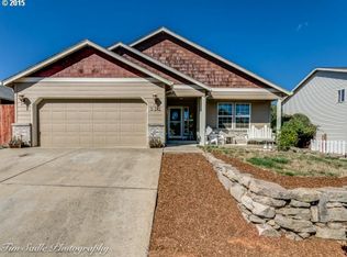 322 Steelhead St, Molalla, OR 97038